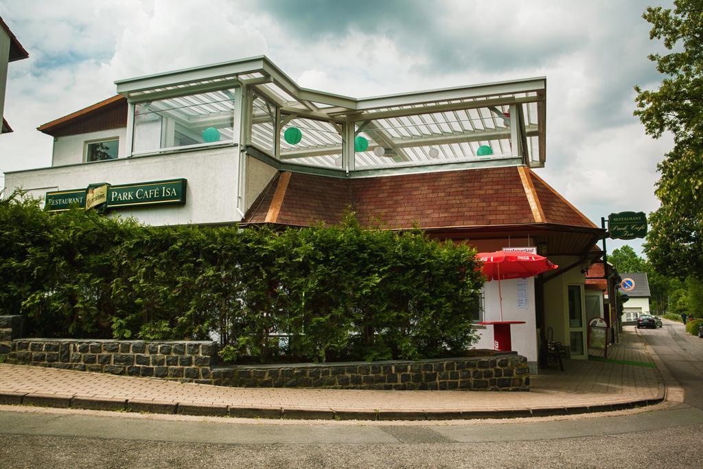 Hotel & Restaurant Park Cafe Isa Erfurt Exterior photo